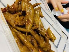 -何鸭子