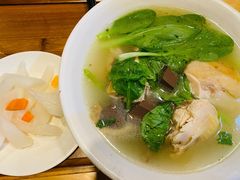 特色鸡汤面-富源春面馆(四川北路店)