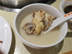 -煲大王猪肚鸡·椰子鸡火锅(红谷滩万达店)