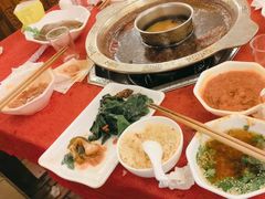 -山城年华老火锅(玉林店)