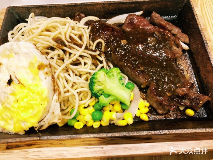 牛盗· 台湾夜市餐厅(g193店)蜜汁沙朗牛排图片