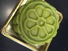 -半勺舒舒生日蛋糕店