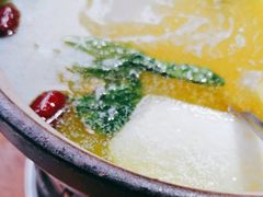 -捞围鲜·港式打边炉(海阳路店)