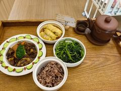 -雪梅月子中心(华侨城店)