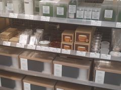 -MUJI无印良品(滨江宝龙城店)