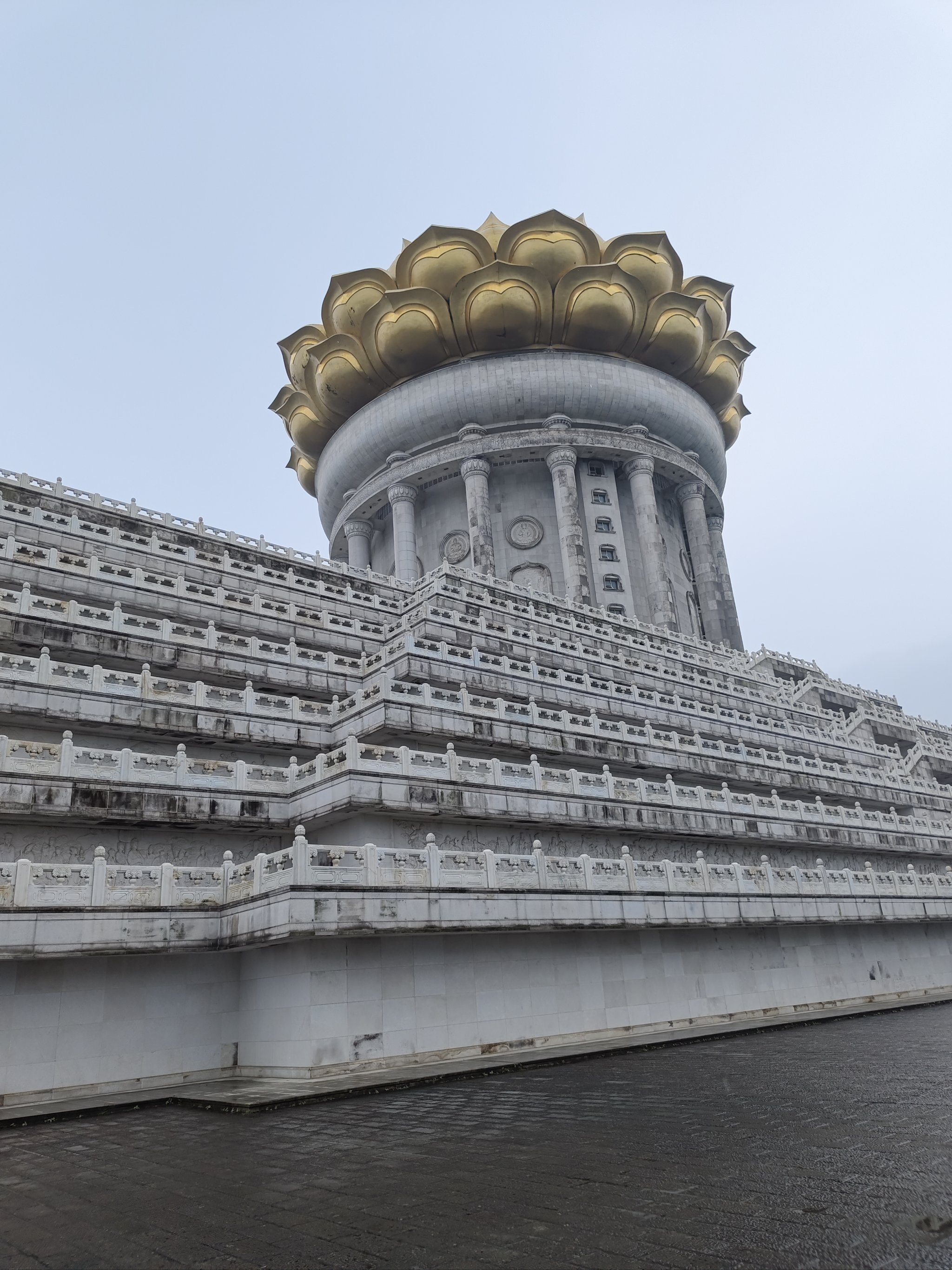 兜率天宫龙华寺图片