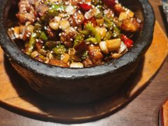 石锅干椒鸡-大同江朝鲜菜•长春地标美食(绿园吾悦广场店)