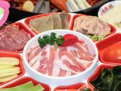 -赵美丽·重庆社区火锅·直营店(火车东站·中豪国际店)
