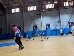 -顶峰篮球俱乐部(南头店)