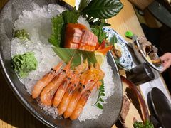 -枝魯枝魯自助料理