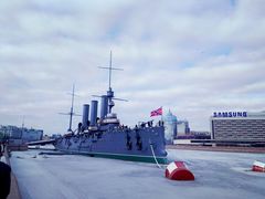 -阿芙乐尔号巡洋舰