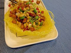 -鹰龙海畔度假酒店(咸祥店)