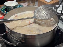 -尚尚仙·酸汤猪手·猪肚鸡火锅(华联万柳购物中心店)