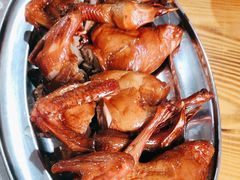金牌烧乳鸽-鸽皇农庄(长湴店)