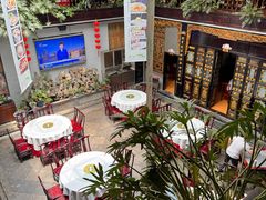 -蔼若春.传承三十年云南菜(金碧公园店)