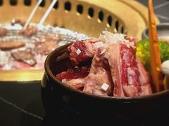 -山川小町·极番烧肉(新地假日广场店)