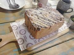 蜂蜜大面包-Cafe Alice咖啡爱丽丝(奥城店)