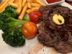 -WOLFGANG PUCK KITCHEN & BAR(迪士尼小镇店)