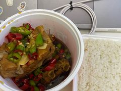 -万和春排骨砂锅米饭(新业广场店)