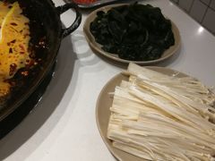 -岗上渣渣老火锅(两路口店)