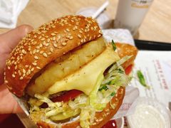 -The Habit Burger Grill 哈比特汉堡(爱琴海店)