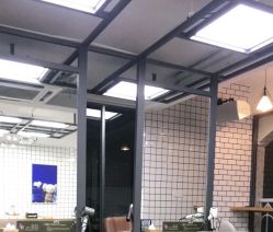 -88潮牌造型烫发·染发