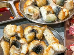 -围炉肉舍•炭烤活鳗•丹东海鲜烤肉(步行街店)