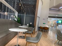 用餐区-奈雪的茶(市百一店)