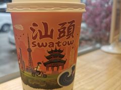 白桃乌龙鲜奶茶-一杯潮茶·专注潮汕茶饮(十二中创始店)