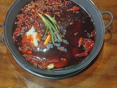 -黄潇洒老火锅(九眼桥宏济巷店)
