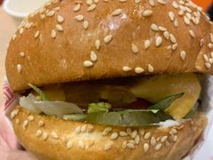 -The Habit Burger Grill 哈比特汉堡(爱琴海店)