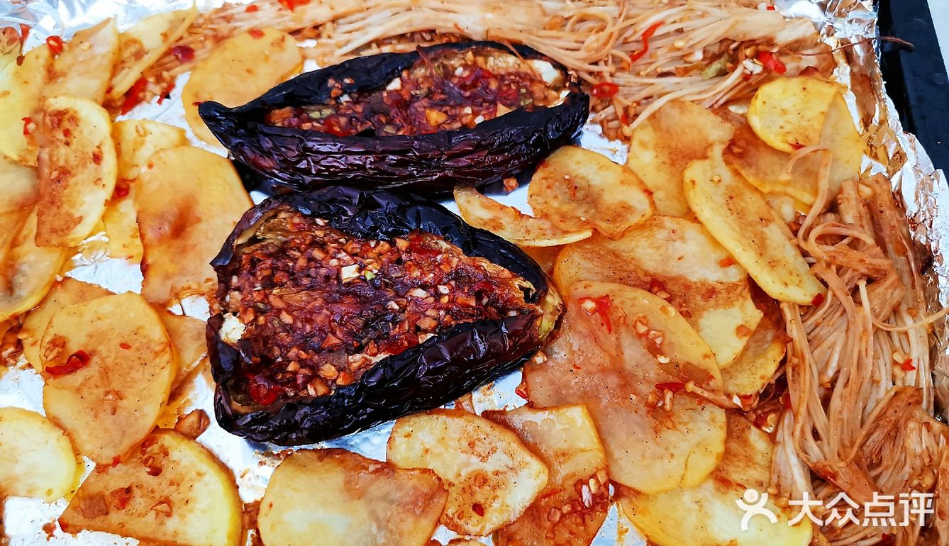 臻悦楼的驴肉蒸饺也不是盖的