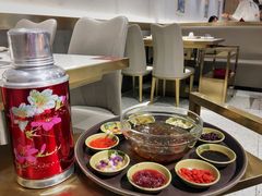 奶茶冰粉-串一火锅(赛格国际购物中心店)