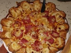 -必胜客(WOW中心城店)