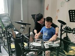 -海音琴行雅马哈钢琴·海伦·施特劳斯(金沙店)