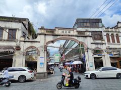 -海口骑楼小吃街