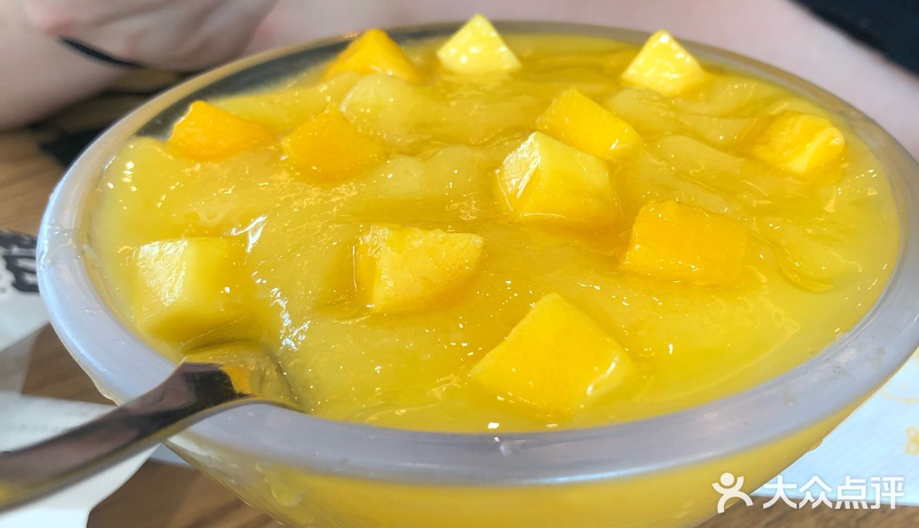 沐浴着阳光,吃了甜品,让节奏放慢