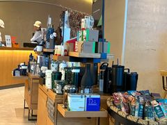 -星巴克(南宁华润幸福里店)