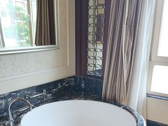 -深圳东部华侨城茵特拉根酒店