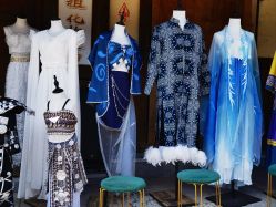 -苗韵服饰工作室(乌江寨店)