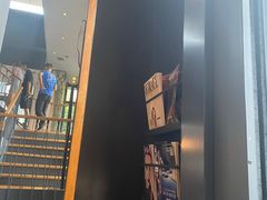 -星巴克臻选(成都太古里店)