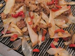-辛香味烧鱼馆·非遗技艺·排骨红烧肉(光谷医药园店)