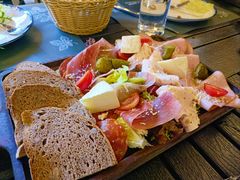 琥珀屋冷切肉拼盘-Ambra Haus琥珀屋精酿餐厅(宝山店)