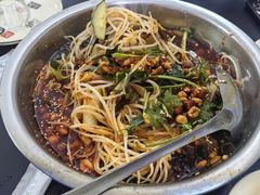 -周良天山牛杂城(天山路总店)