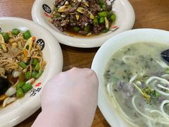 -何永光123鲜牛肉馆(1号店)