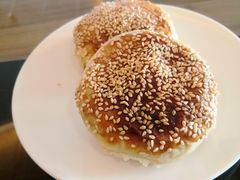 蟹黄萝卜丝酥饼-尚香汤包文博馆(合兴路店)
