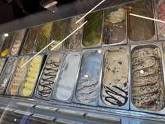 -Inside Scoop Suria KLCC