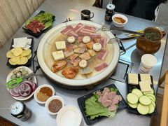 -随意石板烧(大理古城店)