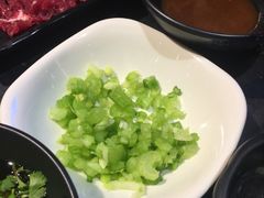 -宴全牛粤来越牛潮汕鲜牛肉火锅(海州万达广场店)