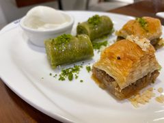 开心果仁多玛-MADO冰淇淋咖啡馆(淘金店)